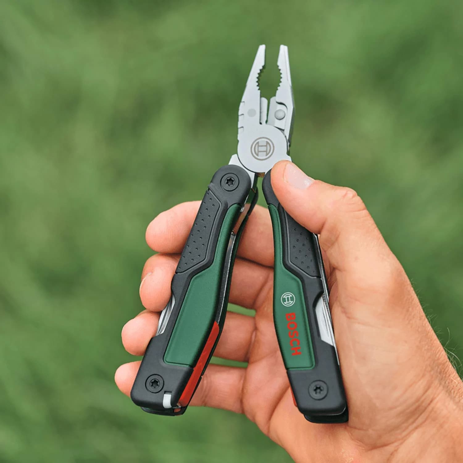 BOSCH YEŞİL SERİ ÇOK FONSİYONLU ÇAKI 16 ÖZELLİK