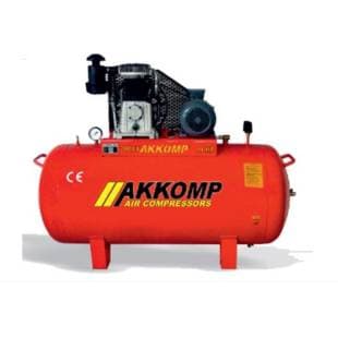 ÇİFT KADEMELİ KOMPRESÖR 10HP 12 BAR 700LT TRİFAZE